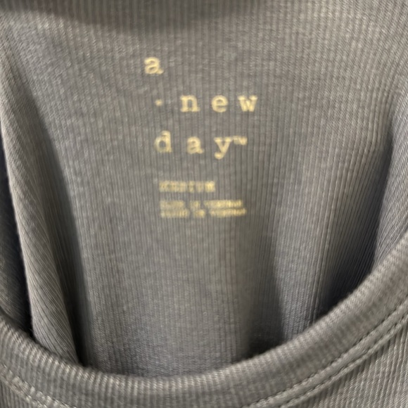 Blue and white body suits - Picture 2 of 4